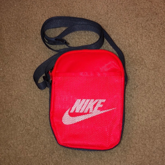 BAG - Picture 2 of 4